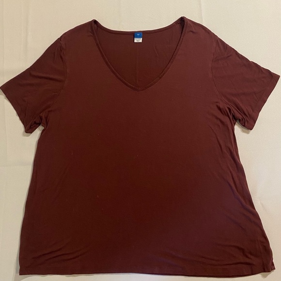 Old Navy Tops - Old Navy Sz L Burgundy Luxe Top
